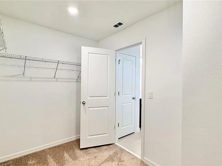 5694 Enchanted Meadow Aly #A — Photo 40