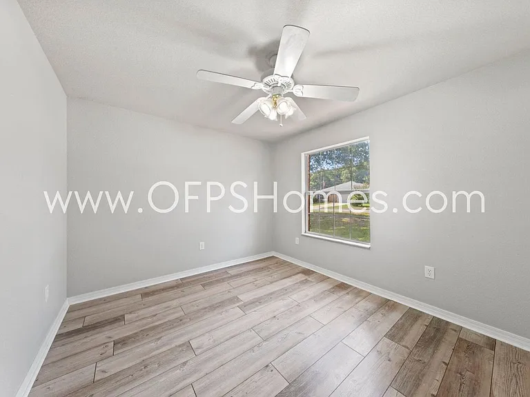 107 Cabana Way — Photo 17