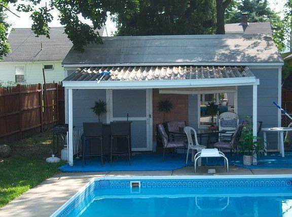 5th image of 4050 Rockwell Ave