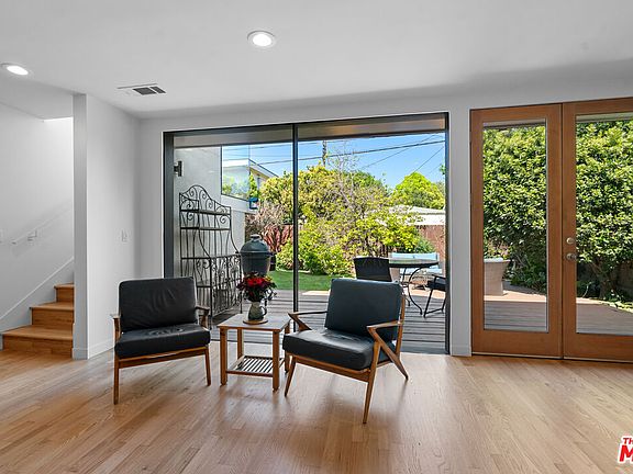 2nd image of 3024 Military Ave