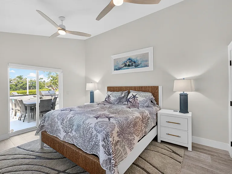 8234 Midnight Pass Rd — Photo 15