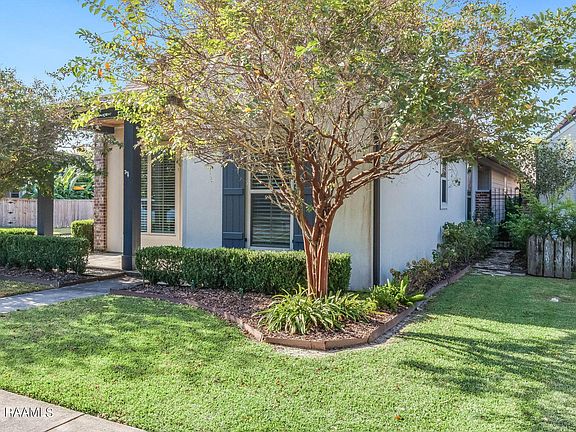 2nd image of 100 Orion Dr