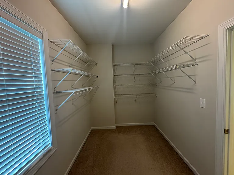 16008 Caranna Ct — Photo 12