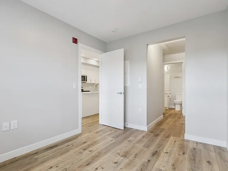 239 Eden Oak Trl — Photo 64