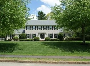 27 Cobblestone Ln, Hanover, MA 02339