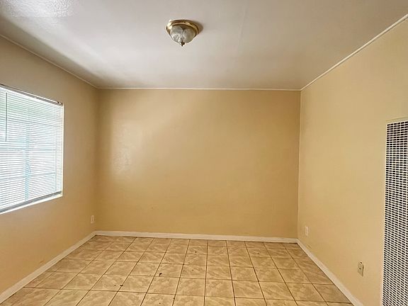 4th image of 3919 Memphis Ave APT 3