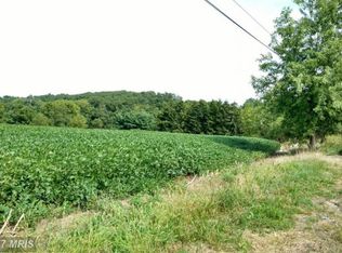 2056 Bridgeview Rd, New freedom, PA 17349