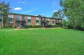 Cobbs Creek Apartments — Photo 9