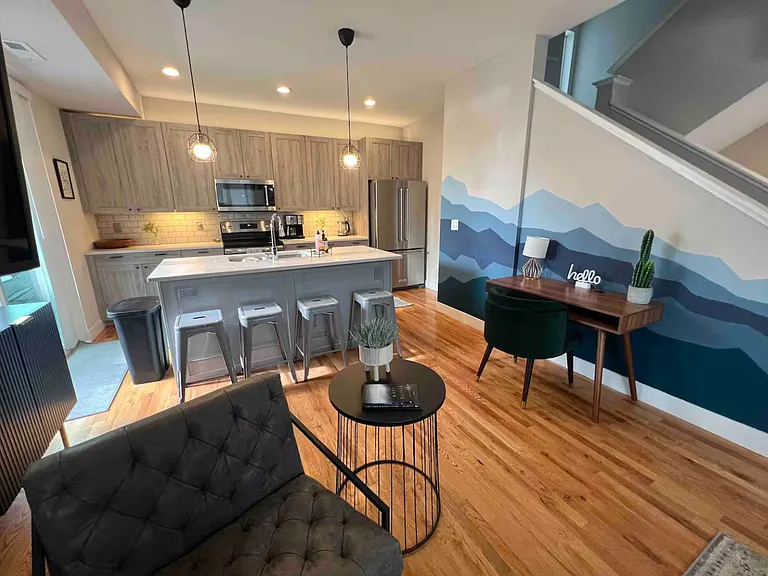 1731 Irving St #105 — Photo 6