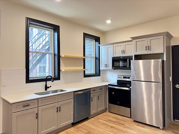4th image of 709 N Duke St #11212366