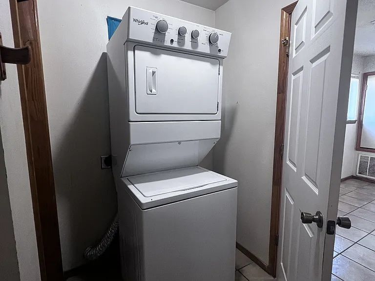 2401 W Main St #1B — Photo 5