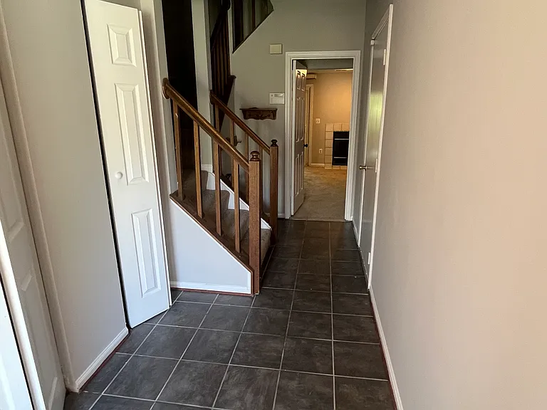4629 Governor Kent Ct — Photo 2