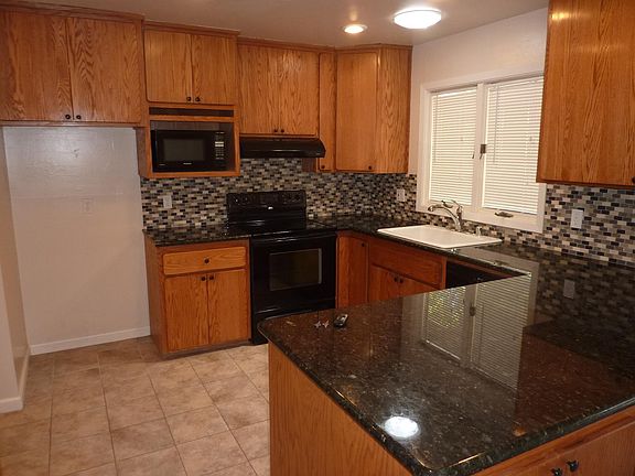 2nd image of 9141 Rosewood Dr