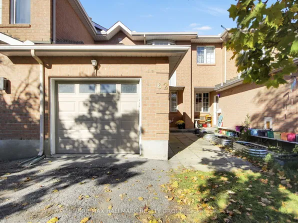 62 Sutcliffe Ter, Ottawa, ON K2J 4R2