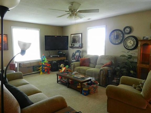 5th image of 1005 E Piankishaw St