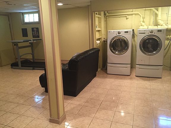5th image of 80 N Ashby Ave