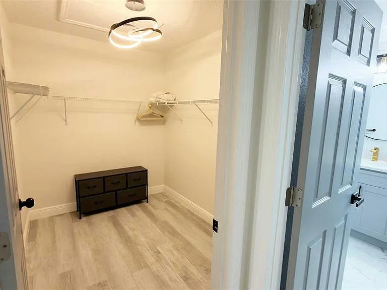 1414 E Harding St — Photo 39