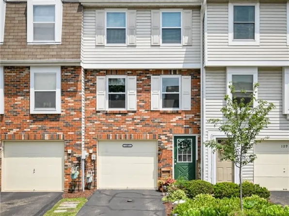 107 Rossmor Ct, Pittsburgh, PA 15229