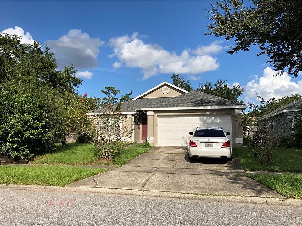 1st image of 428 Short Pine Cir