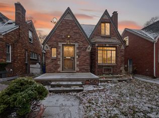 9495 Lakepointe St, Detroit, MI 48224