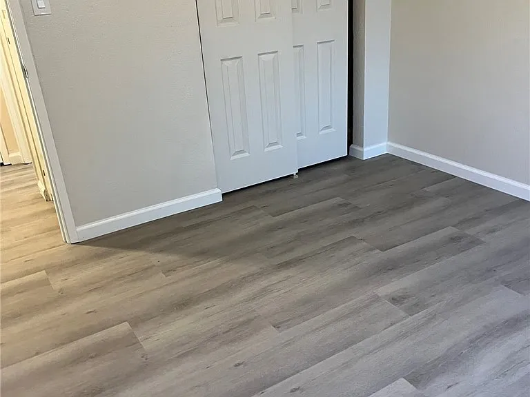 277 South Ave — Photo 6