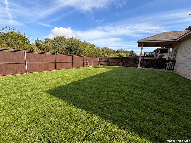 4 bed, 3.0 bath, 2109 sqft, $2,400 — Photo 3