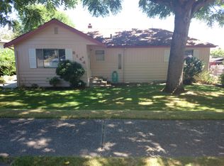 8144 32nd Ave SW, Seattle, WA 98126