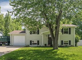 509 Harvest Dr, Saint Charles, MO 63304