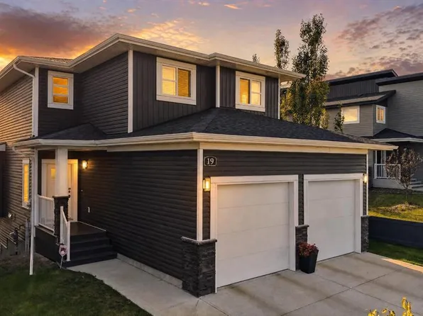 19 N Vanveller Way, Sylvan Lake, AB T4S 0M4