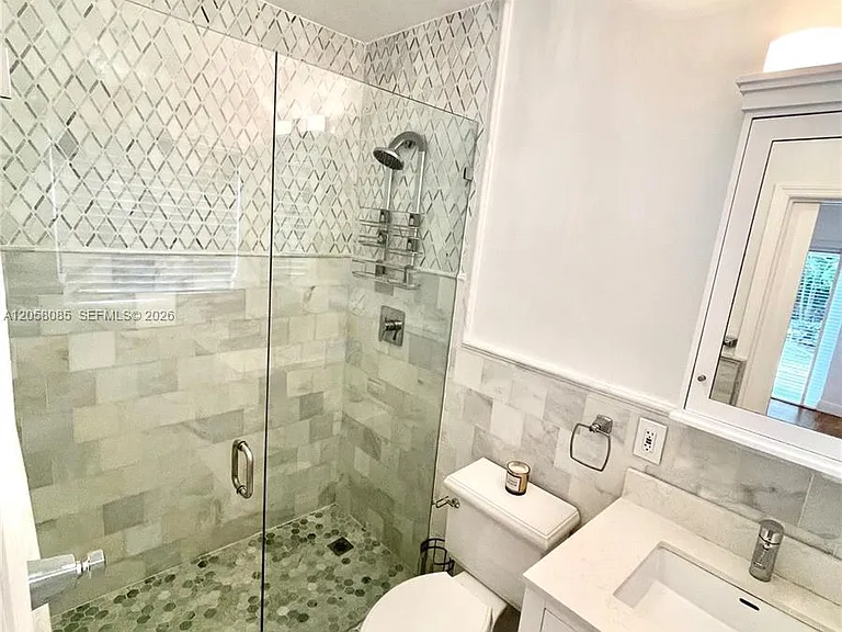 1116 Biarritz Dr — Photo 13