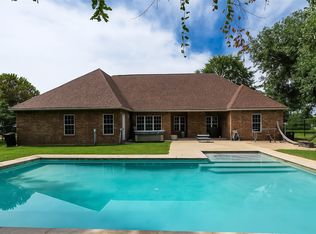 106 Guadalupe Dr, Gun Barrel City, TX 75156