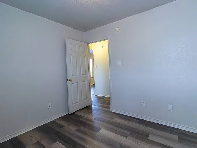 3409 Toledo Dr #D — Photo 22