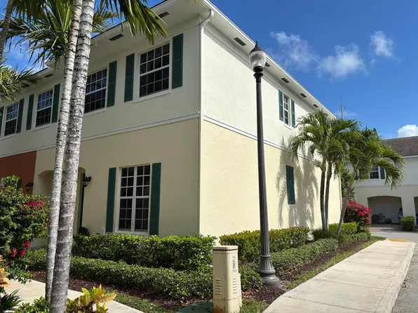 275 SW 7th Court, Pompano Beach, FL 33060