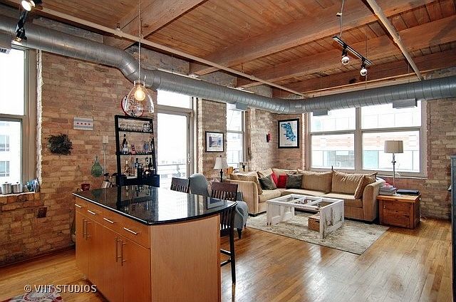 2nd image of 420 S Clinton St APT 513-A