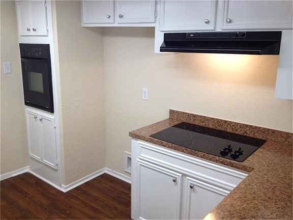 4th image of 5403 Long Creek Ln