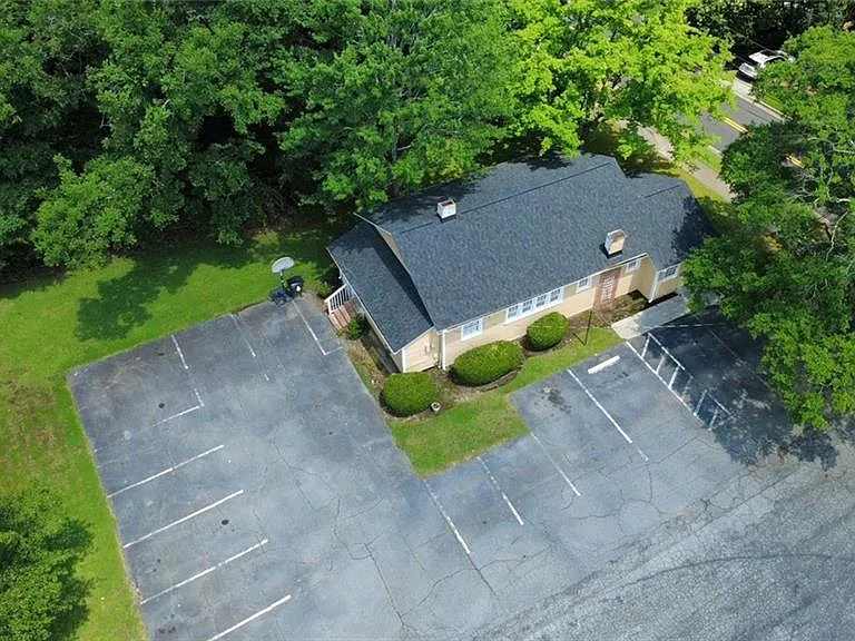 175 Park Dr NW — Photo 33