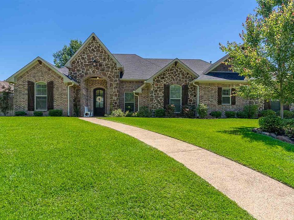 1st image of 1500 Grand Cypress Dr