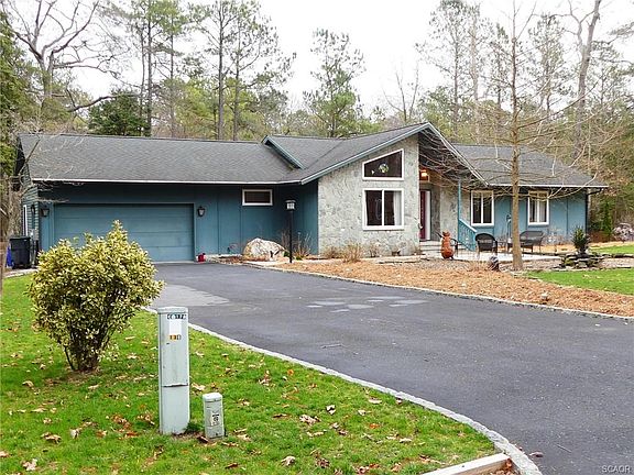 3rd image of 41 Lakewood Dr
