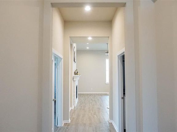 4th image of 6114 Briarstone Crest Dr