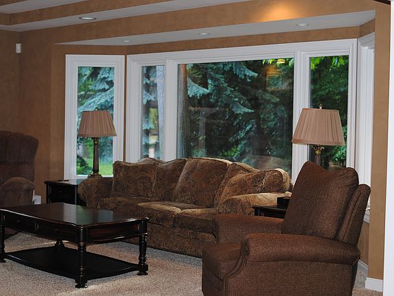 5th image of 53649 Wellington Dr
