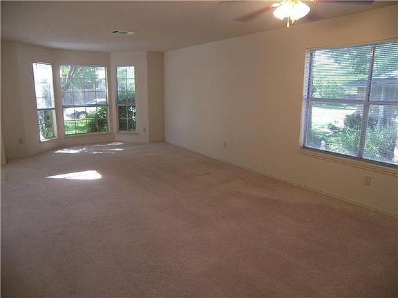 4th image of 8313 Columbia Falls Dr