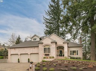 16652 Woodsman Ct, Lake Oswego, OR 97034