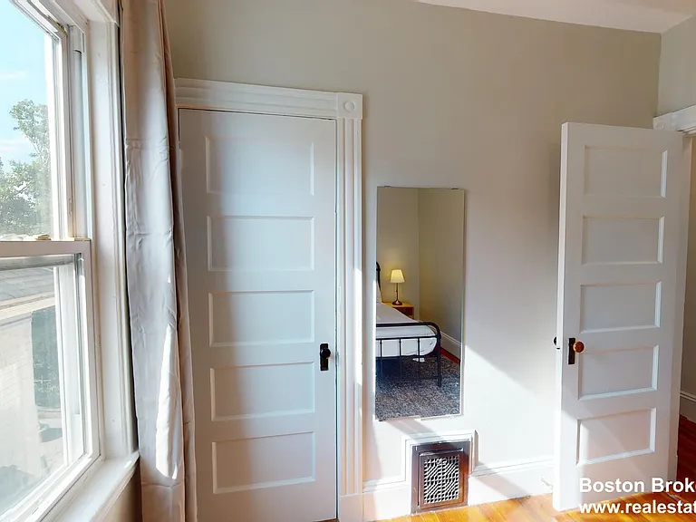 30 Roseclair St #3 — Photo 13