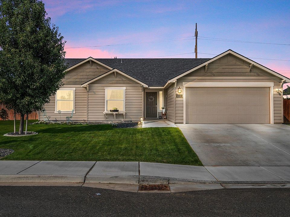 1st image of 6917 Crooked River Ct