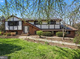 5007 Snyder Mill Rd, Spring Grove, PA 17362