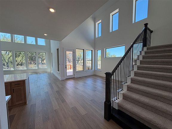 7th image of this home