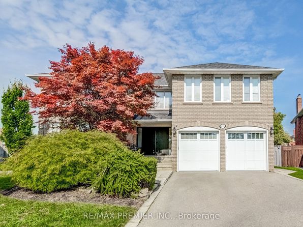 298 Castlehill Rd, Vaughan, ON L6A 1V9