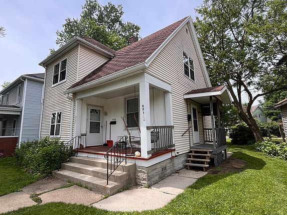 2nd image of 921 Crescent Ave #1/2