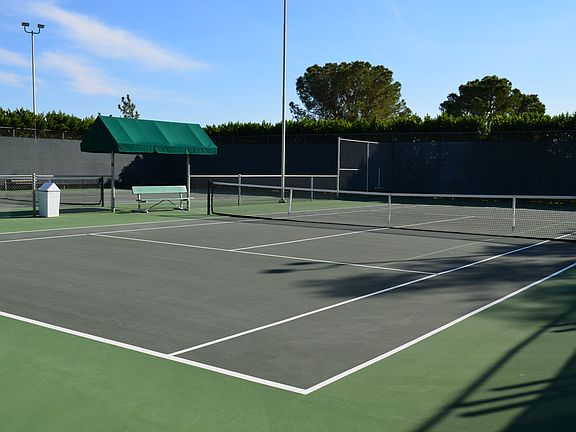 4th image of 64930 Desert Air Ct