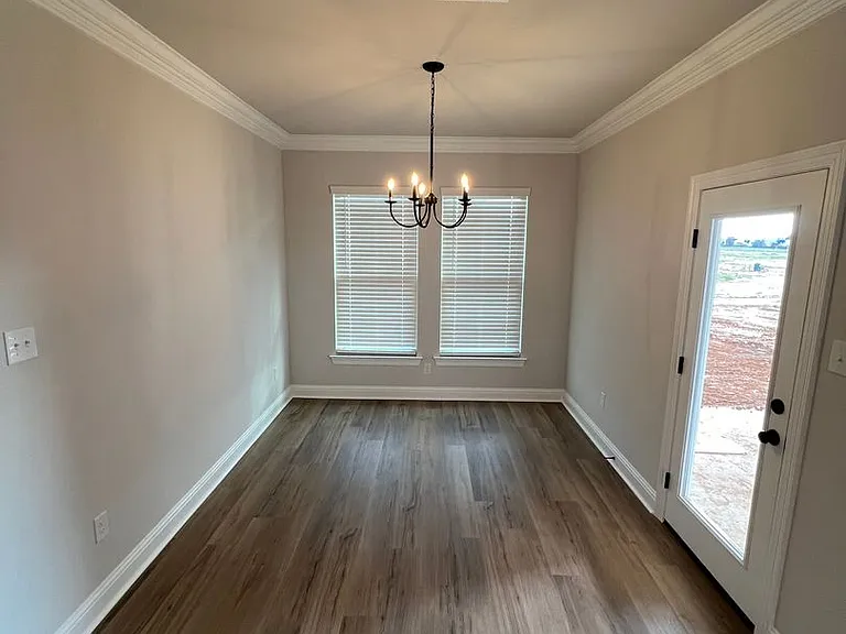 17 Venecia Ct — Photo 4